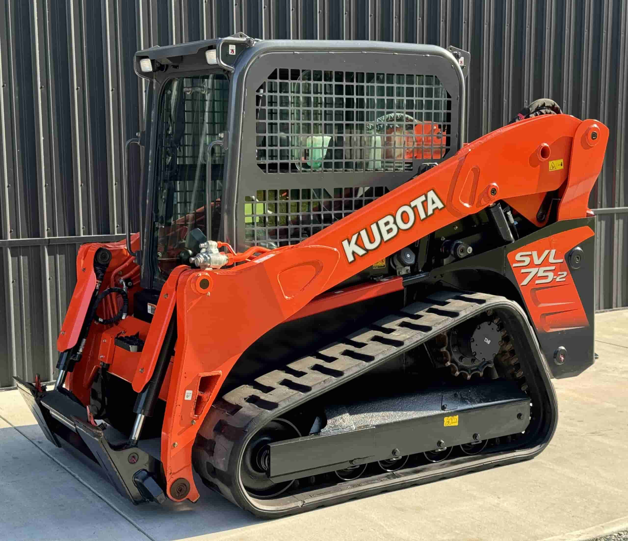 2018 KUBOTA SVL75-2 CLEAN
